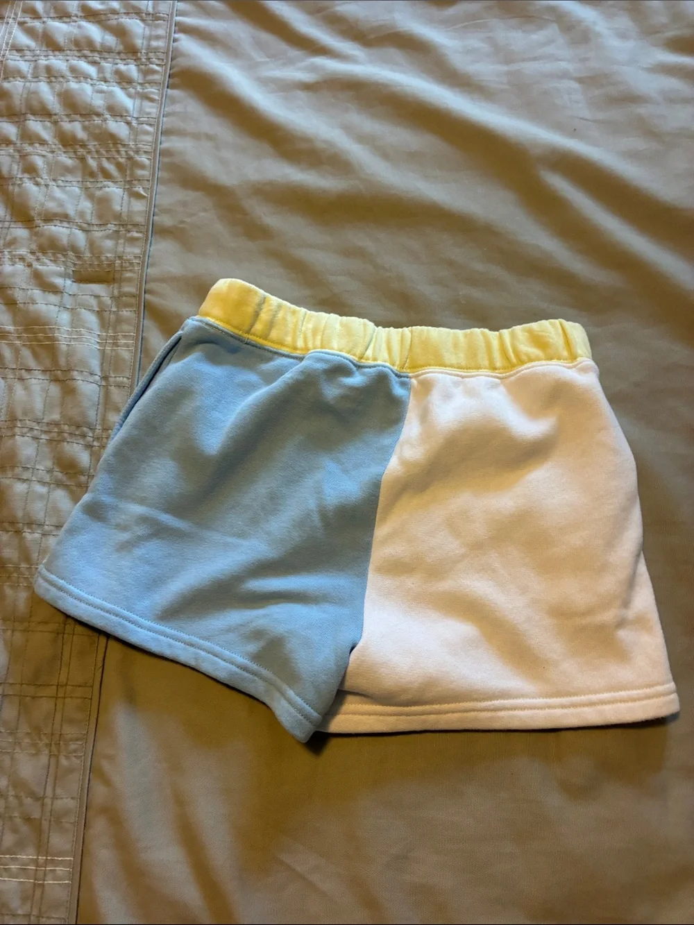 Abercrombie & Fitch soft colorblock
